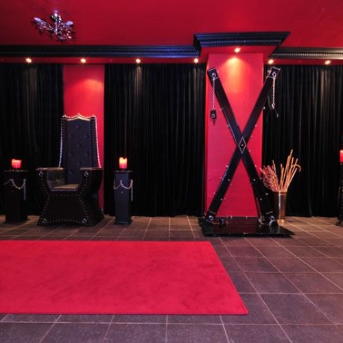 Leatherstudios - Photo 12 of 28