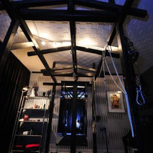 Leatherstudios - Photo 14 of 28